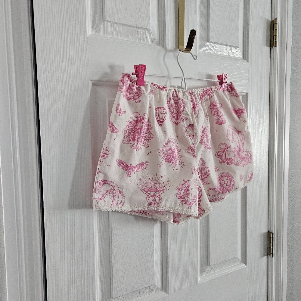 NWOT Katie Kime X Wicked:For Good Graphic Lounge Shorts - Picture 3 of 10